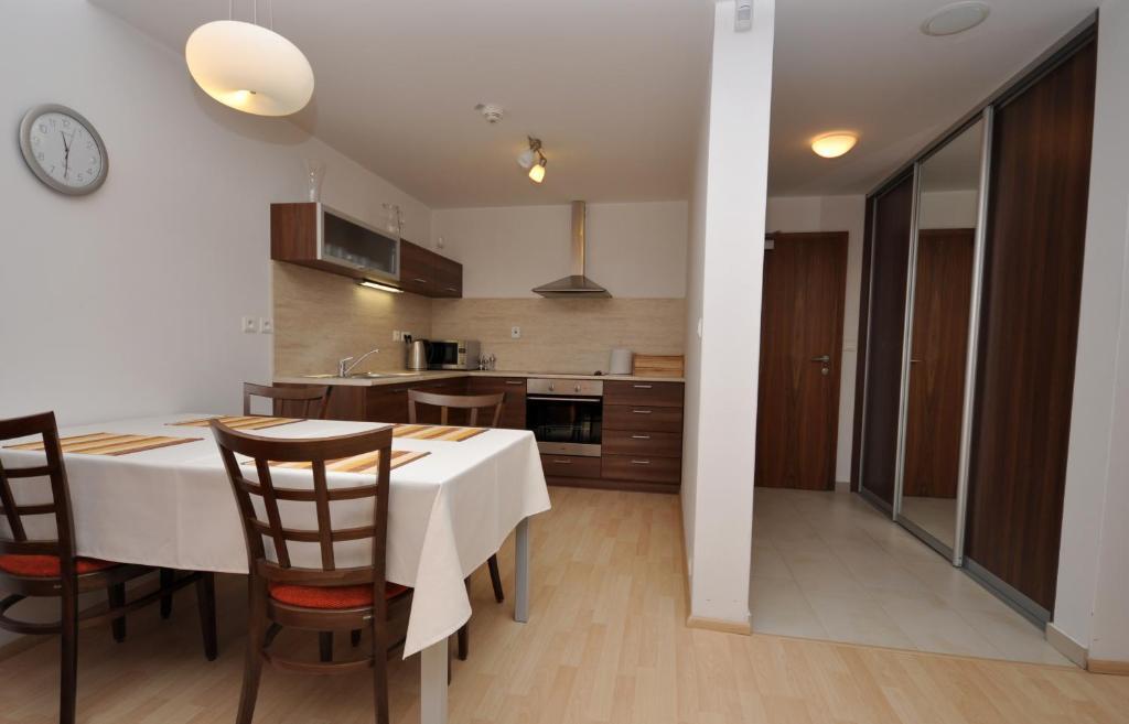 Unipharma Apartments Donovaly Rum bild