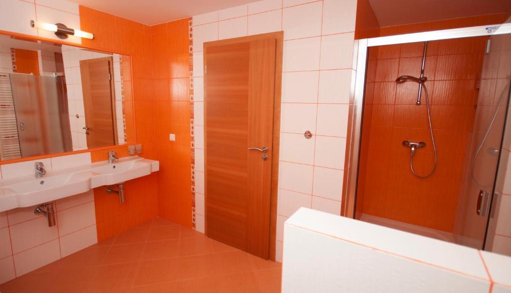 Unipharma Apartments Donovaly Rum bild